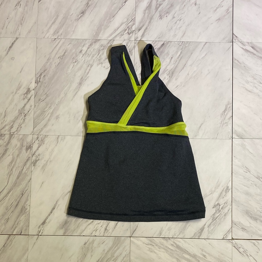Lululemon tank top